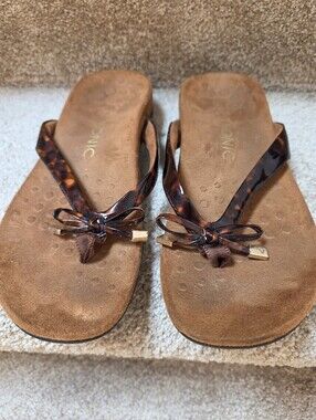 VIONIC Sandals Sz 7